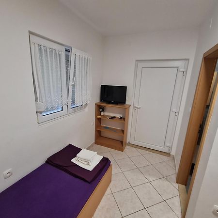 Apartmani Smiljanic 스타리그라드 파클레니차 객실 사진